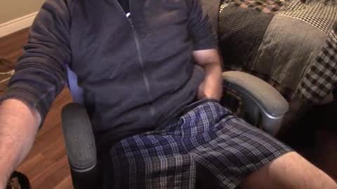 John online show from 10/31/25, 04:02