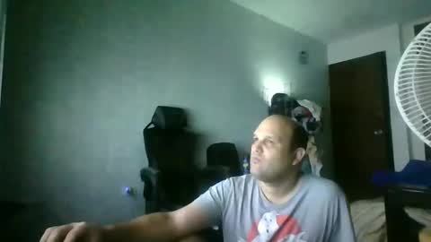 Snapshot of heavy_rebellxc chatting on 11/02/25, 06:16 Heavy Rebell online show from 11/02/25, 06:16