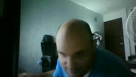 Snapshot of heavy_rebellxc chatting on 11/23/25, 06:35 Heavy Rebell online show from 11/23/25, 06:35