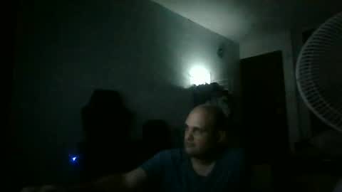 Snapshot of heavy_rebellxc chatting on 11/30/25, 04:16 Heavy Rebell online show from 11/30/25, 04:16