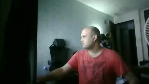 Snapshot of heavy_rebellxc chatting on 01/19/26, 04:27 Heavy Rebell online show from 01/19/26, 04:27