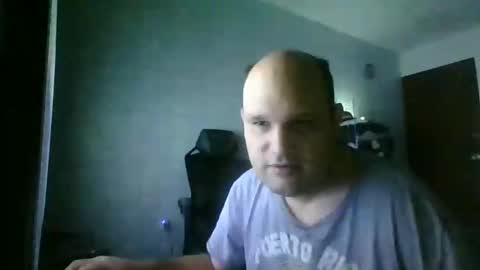 Snapshot of heavy_rebellxc chatting on 02/18/26, 07:59 Heavy Rebell online show from 02/18/26, 07:59