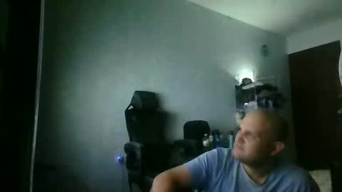 Snapshot of heavy_rebellxc chatting on 02/25/26, 06:34 Heavy Rebell online show from 02/25/26, 06:34