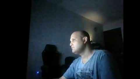 Snapshot of heavy_rebellxc chatting on 03/08/26, 08:40 Heavy Rebell online show from 03/08/26, 08:40