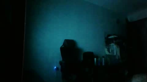 Snapshot of heavy_rebellxc chatting on 03/16/26, 05:44 Heavy Rebell online show from 03/16/26, 05:44