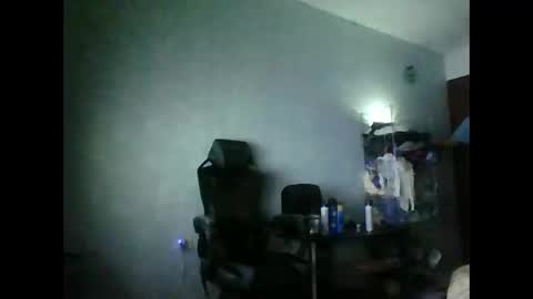 Snapshot of heavy_rebellxc chatting on 03/24/26, 04:39 Heavy Rebell online show from 03/24/26, 04:39