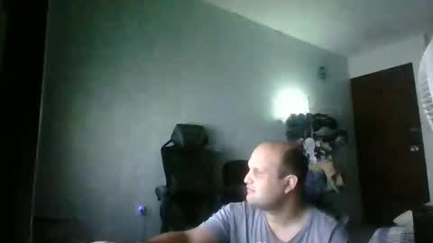Snapshot of heavy_rebellxc chatting on 04/24/26, 04:48 Heavy Rebell online show from 04/24/26, 04:48