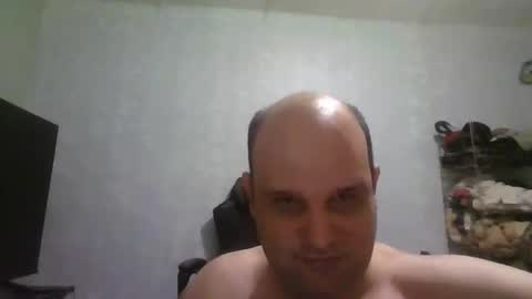 Snapshot of heavy_rebellxc chatting on 05/02/26, 05:01 Heavy Rebell online show from 05/02/26, 05:01