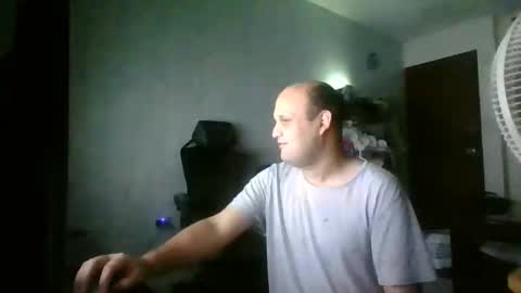 Snapshot of heavy_rebellxc chatting on 05/08/26, 05:57 Heavy Rebell online show from 05/08/26, 05:57