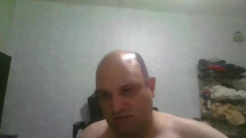 Snapshot of heavy_rebellxc chatting on 06/28/26, 07:47 Heavy Rebell online show from 06/28/26, 07:47