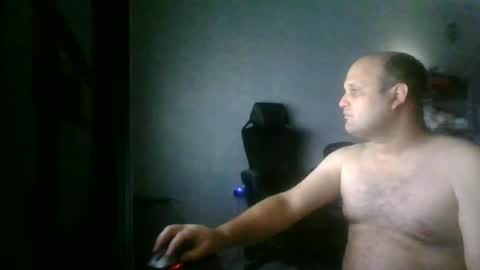 Snapshot of heavy_rebellxc chatting on 06/30/26, 02:34 Heavy Rebell online show from 06/30/26, 02:34