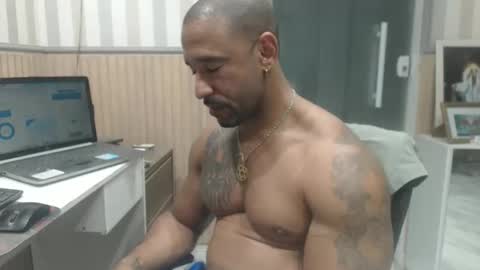 Snapshot of hebertgomes chatting on 10/20/25, 10:10 hebertgomes online show from 10/20/25, 10:10