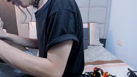 Keira Hecate online show from 02/01/25, 07:44