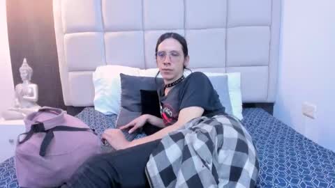 Keira Hecate online show from 02/17/25, 07:21