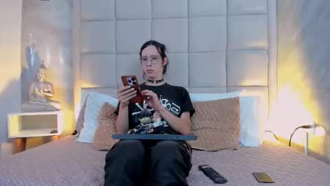 Keira Hecate online show from 09/26/25, 08:35