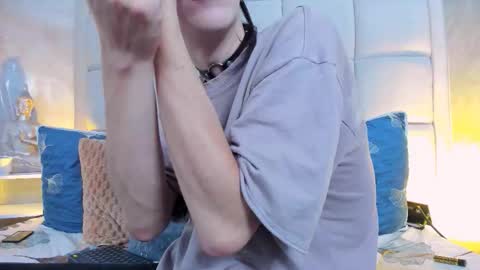 Keira Hecate online show from 10/17/25, 08:33