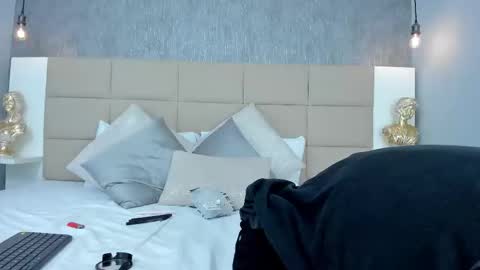 Keira Hecate online show from 03/10/26, 08:14