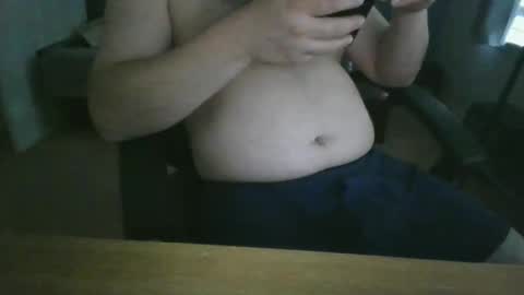 Snapshot of heckyes098 chatting on 02/19/26, 04:14 heckyes098 online show from 02/19/26, 04:14