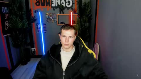 Hector online show from 11/13/25, 09:41