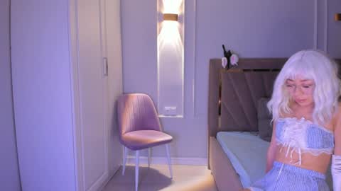 Call me Mia online show from 12/15/24, 12:28