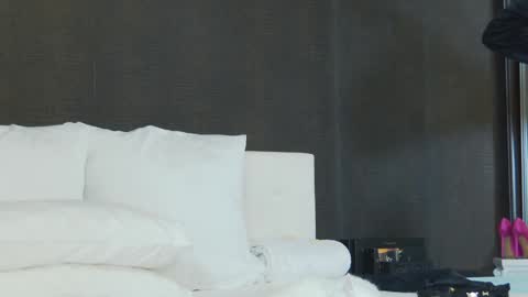 Helen online show from 01/07/25, 01:38