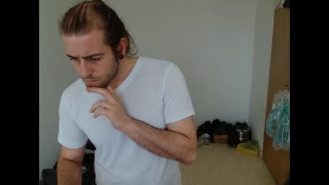 hei_69 online show from 12/21/25, 11:17