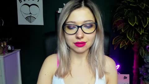 Heidi online show from 12/30/24, 09:16