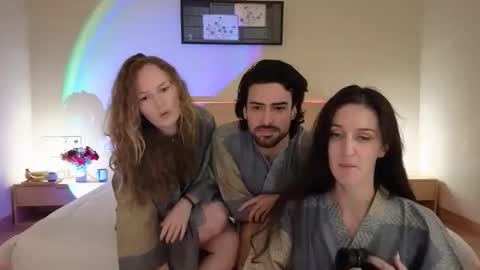Heidi brunette Foxy red head and Carrie blondie online show from 05/02/26, 01:05