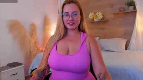 ANTARA REY online show from 09/10/25, 07:36