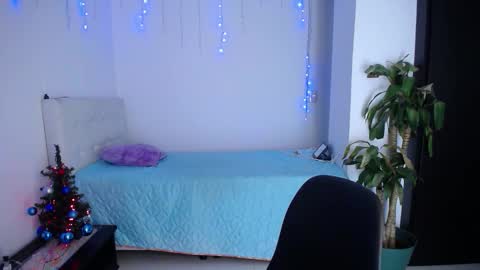 Heidy online show from 12/16/25, 12:32