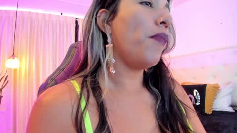              online show from 02/07/25, 07:49