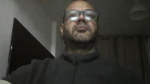 Snapshot of heistt chatting on 12/20/25, 01:56 Heist Stein online show from 12/20/25, 01:56