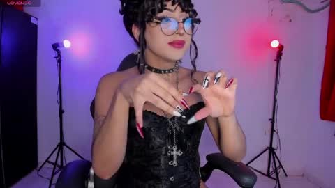Snapshot of heka_prudence chatting on 05/14/26, 11:22 Heka Prudence online show from 05/14/26, 11:22