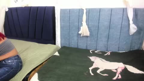 Snapshot of helen_23_ chatting on 02/15/25, 11:28 helen_23_ online show from 02/15/25, 11:28