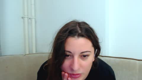 helen_adams_ online show from 12/11/24, 04:39