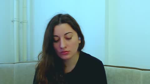 helen_adams_ online show from 02/14/25, 09:24