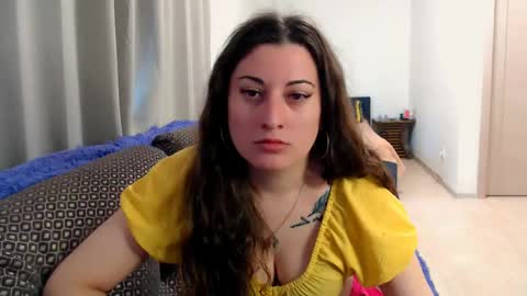 Snapshot of helen_adams_ chatting on 05/14/26, 06:31 helen_adams_ online show from 05/14/26, 06:31
