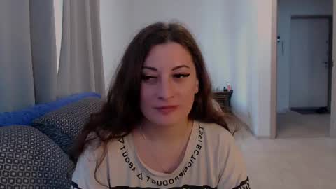 helen_adams_ online show from 07/28/26, 12:48