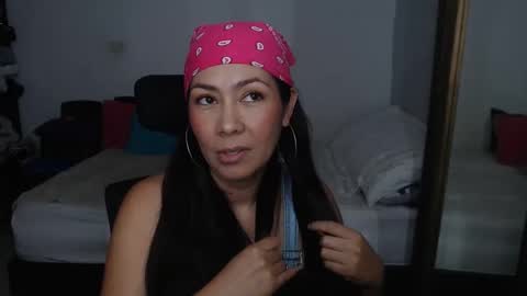 Helen online show from 05/14/26, 07:20
