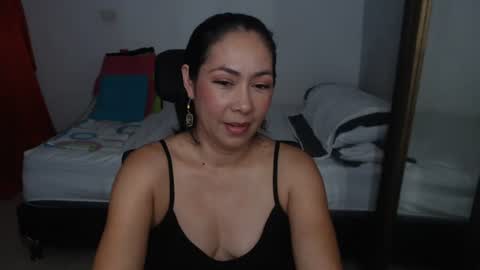 Helen online show from 07/16/26, 02:23