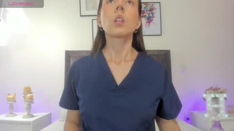 Snapshot of helen_mooree chatting on 06/03/26, 12:41 Helen online show from 06/03/26, 12:41