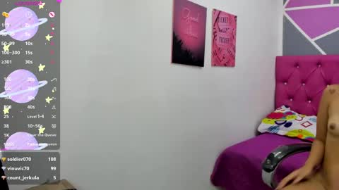 Snapshot of helen_russoo chatting on 02/23/25, 08:55 Helen online show from 02/23/25, 08:55