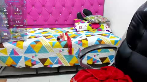 Snapshot of helen_russoo chatting on 03/11/25, 05:35 Helen online show from 03/11/25, 05:35