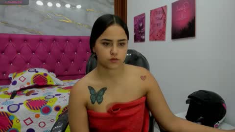 Snapshot of helen_russoo chatting on 01/07/26, 06:21 Helen online show from 01/07/26, 06:21