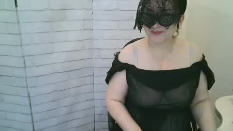 Snapshot of helen_xi chatting on 01/16/26, 05:22 Helen online show from 01/16/26, 05:22