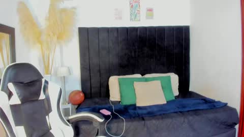 HELENA COPPER online show from 06/05/26, 03:24