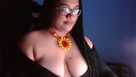 Snapshot of helena_grant chatting on 12/14/24, 05:58 Helena online show from 12/14/24, 05:58