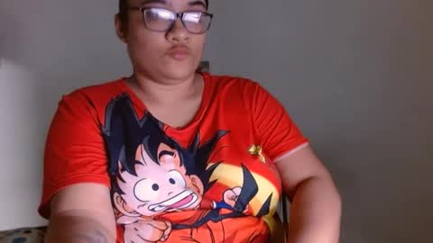 Snapshot of helena_grant chatting on 02/02/25, 12:19 Helena online show from 02/02/25, 12:19