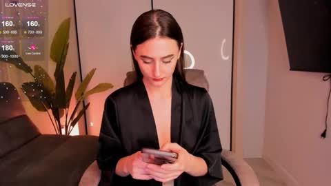 Snapshot of helena_lorente chatting on 01/22/25, 06:41 Helen online show from 01/22/25, 06:41