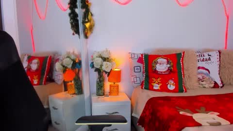 Helena Santos  online show from 11/15/25, 09:32